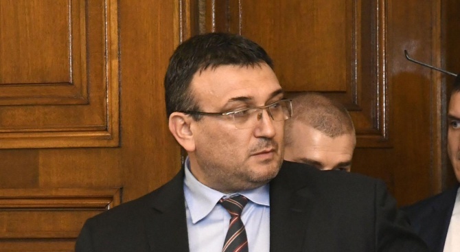 По време на парламентарния контрол вътрешният министър Младен Маринов обяви