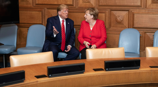 Германската канцлерка Ангела Меркел заяви, че би приветствала преговори между