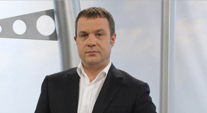 Генералният директор на БНТ Емил Кошлуков определи случилото се снощи