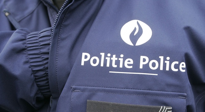 Полицията в Брюксел задържа днес около обяд мъж, скандиращ обвинения