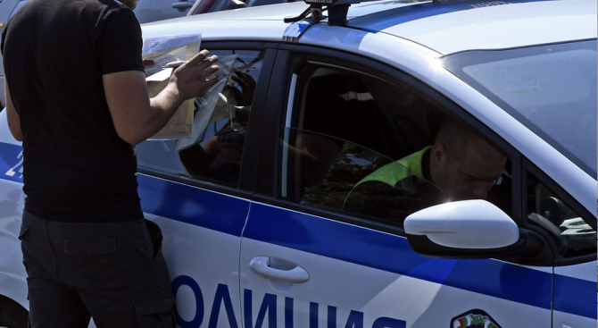 49 нарушения са констатирани при операция на полицията в Нова