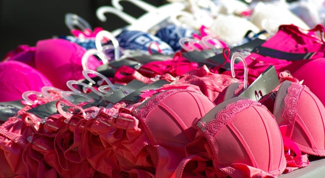 Активистки в борбата срещу рака на гърдата в Роуд Айлънд