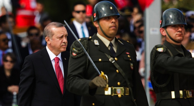 Турската армия ще пресече скоро границата между Турция и Сирия