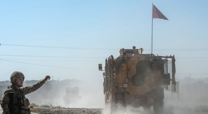 Кюрдските сили в Североизточна Сирия съобщиха, че петима джихадисти от