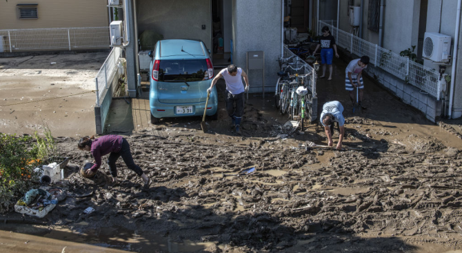 Тайфунът Хагибис внесе хаос в Япония и отне живота на