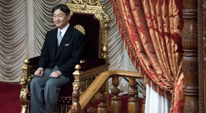 Парадът по случай възкачването на престола на новия японски император