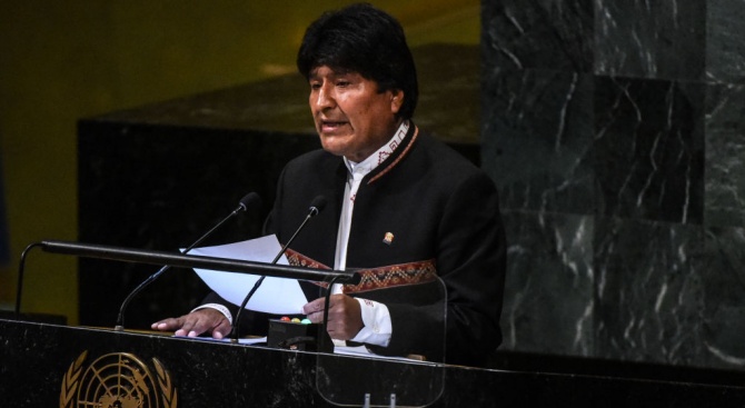 В Боливия днес се произвежда първият тур на президентските избори.