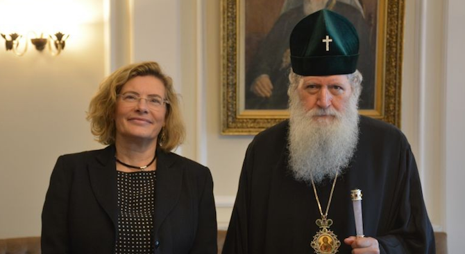 Патриарх Неофит прие днес на среща новия френски посланик у
