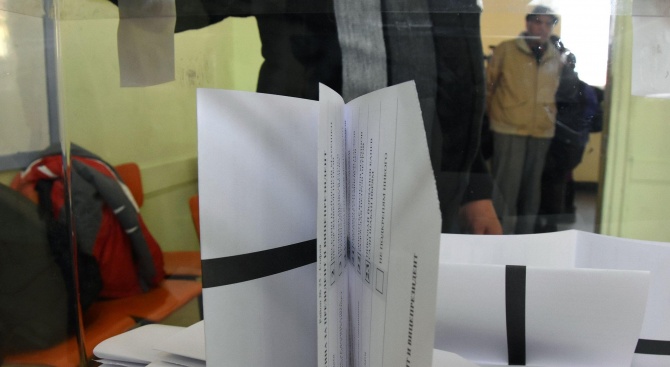 Избирателната активност в Ловешка област към 10.00 часа е 12,71