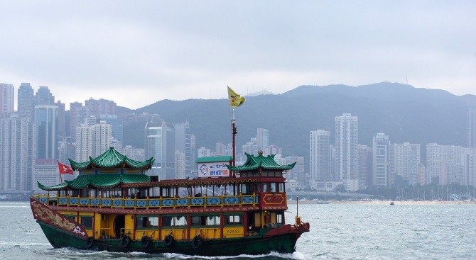 Хонконг вероятно ще отбележи негативен растеж през 2019 г., заяви