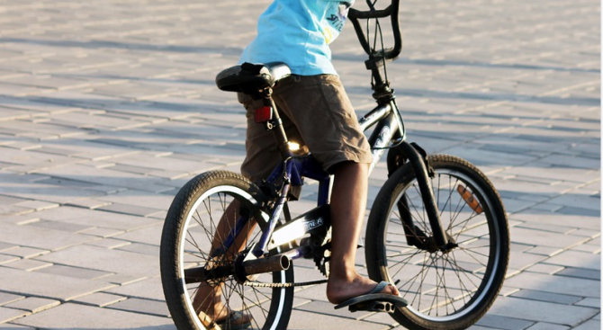 Дете с колело е пострадало при катастрофа в Габрово. Това
