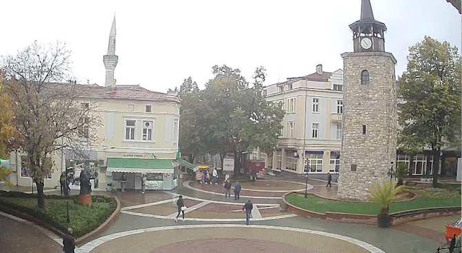 Синята зона за паркиране в централната градска част на Хасково