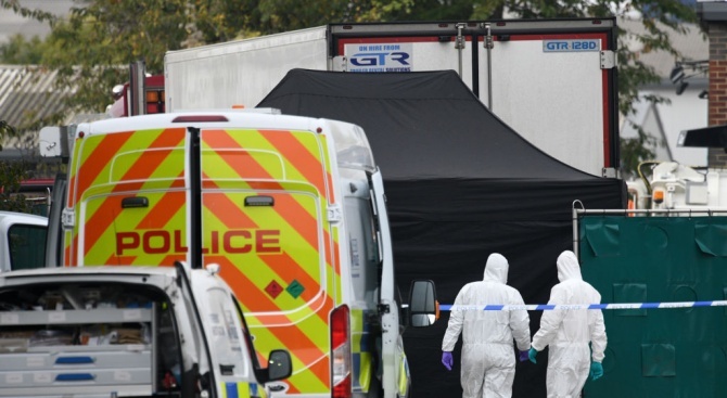 Британската полиция смята, че всички 39 мигранти, намерени мъртви миналата