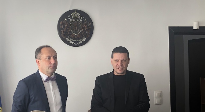 Започнаха клетвите на новоизбраните кметове от общините на Софийска област