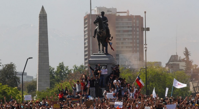 Чилийският президент Себастиан Пинера обяви вчера, че подготвя проект за