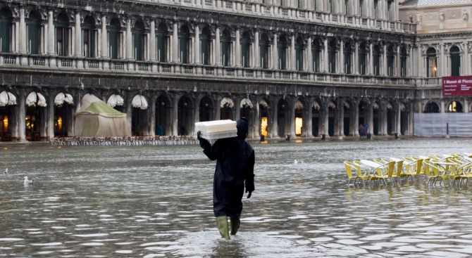 Италианското правителство обяви извънредно положение заради лошото време в редица