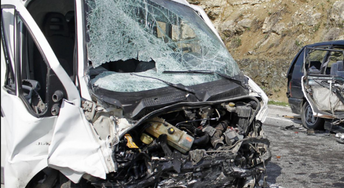 Резултат с изображение за катастрофа с ранени на пътя Русе-Бяла