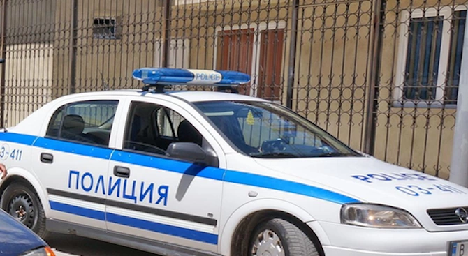 Деца нападнаха и ограбиха жена в Русе съобщиха от полицията