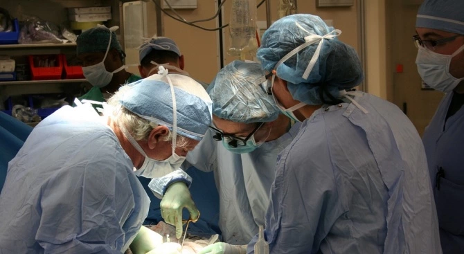 Две успешни бъбречни трансплантации извършиха екипи на УМБАЛ Александровска Реципиенти са