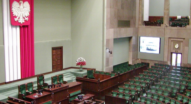 Долната камара на полския парламент одобри тази вечер законопроект за