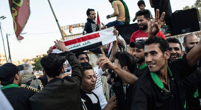 Трима демонстранти бяха убити в Ирак днес при сблъсъци със
