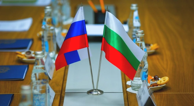 Руски дипломати уличени в шпионаж трябва да напуснат България Единият