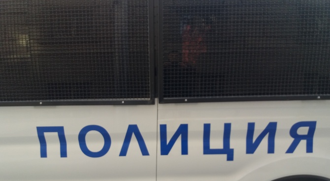 Блокада във врачанското село Малорад. Полиция и жандармерия са блокирали