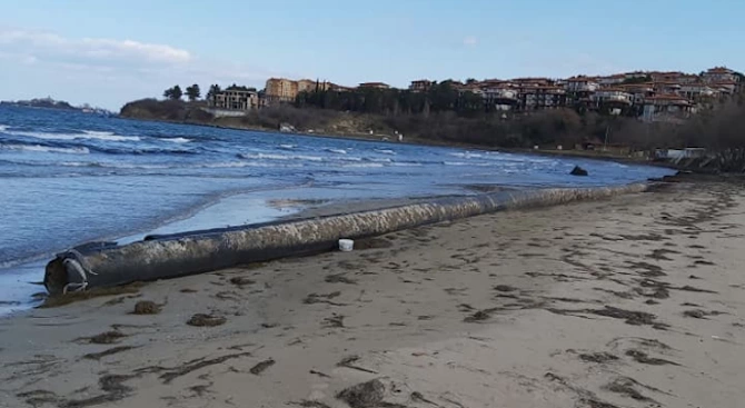 Няма опасност от екологичен проблем в морето заради скъсаната тръба